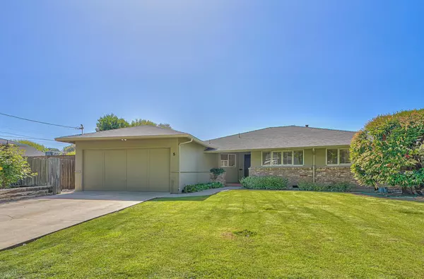 5 San Miguel CIR, Salinas, CA 93901