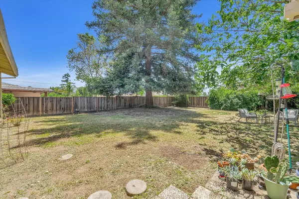 Morgan Hill, CA 95037,15435 La Alameda DR