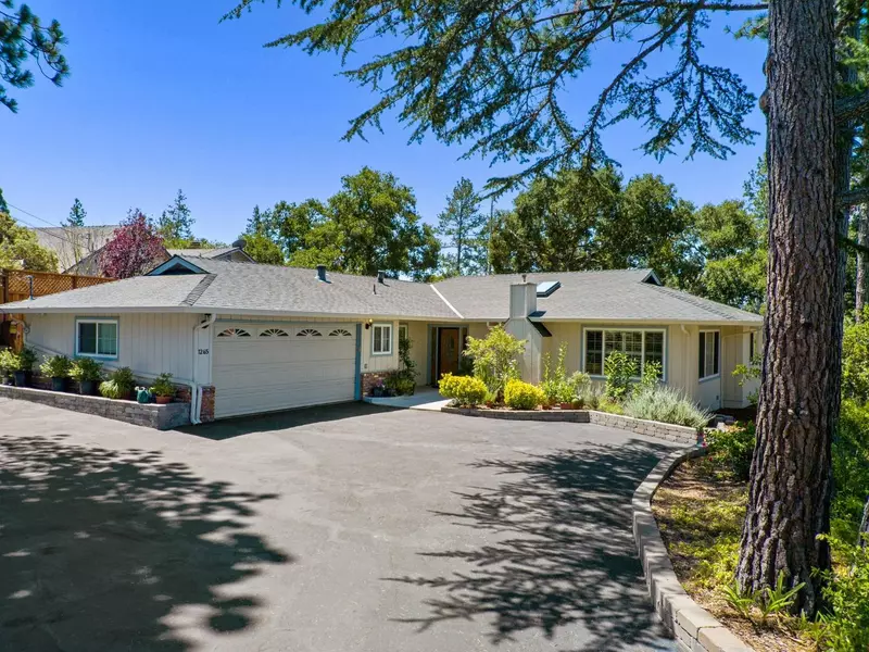 1265 Whispering Pines DR, Scotts Valley, CA 95066