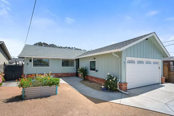 512 Metzgar ST, Half Moon Bay, CA 94019