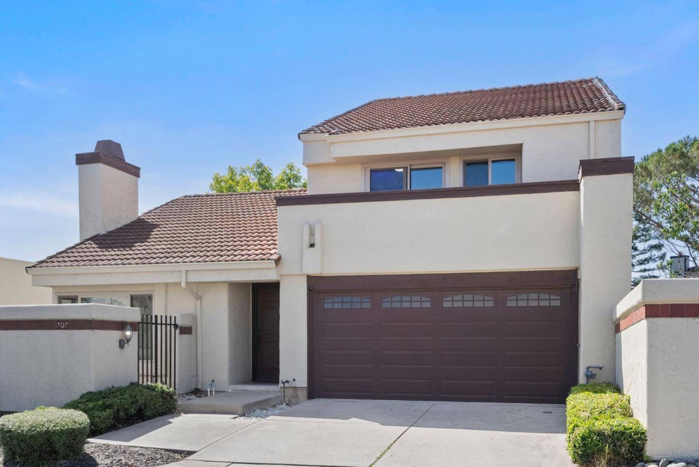 707 Martinique DR, Redwood City, CA 94065