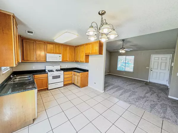 Merced, CA 95341,438 Rhianon DR