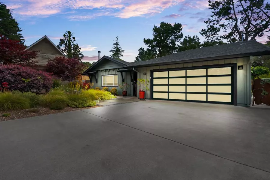 142 Greenbrier CT, Aptos, CA 95003