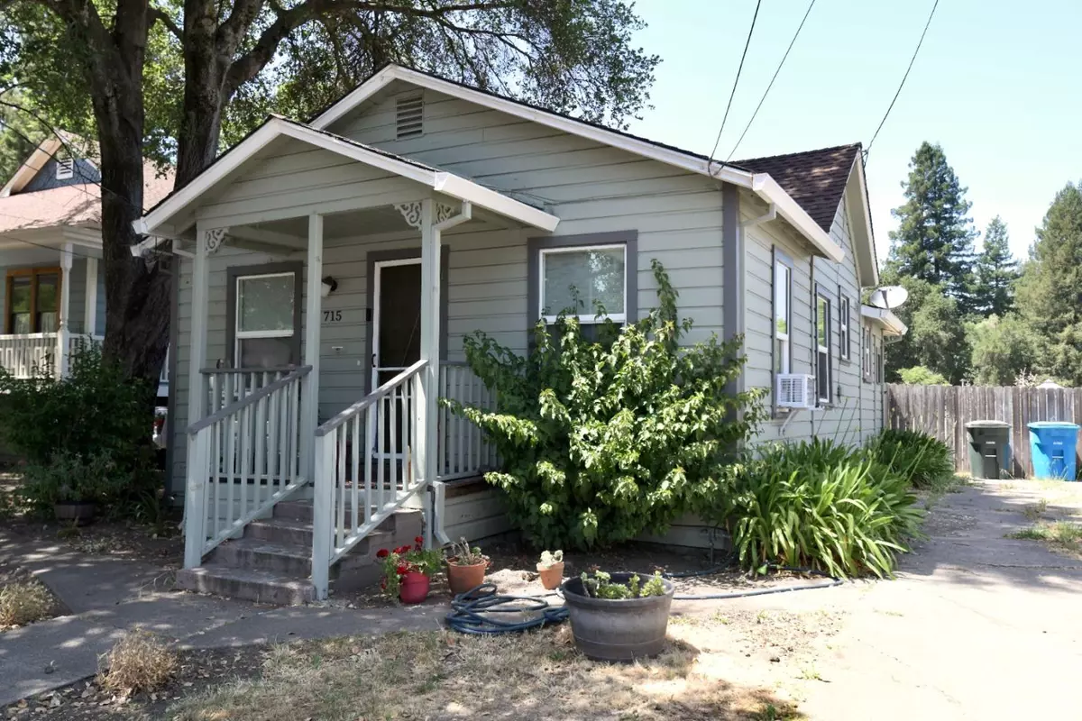 Santa Rosa, CA 95404,715 Tupper ST