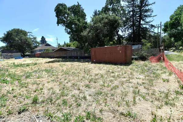 Santa Rosa, CA 95404,25 Rae ST