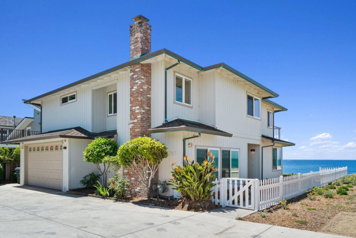 Santa Cruz, CA 95062,124 25th AVE