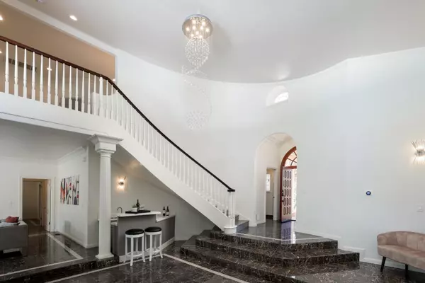 Los Gatos, CA 95032,590 More AVE