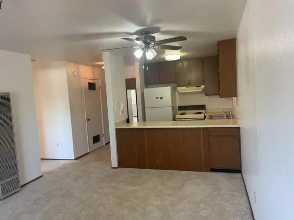Santa Cruz, CA 95062,210 Vista Prieta CT