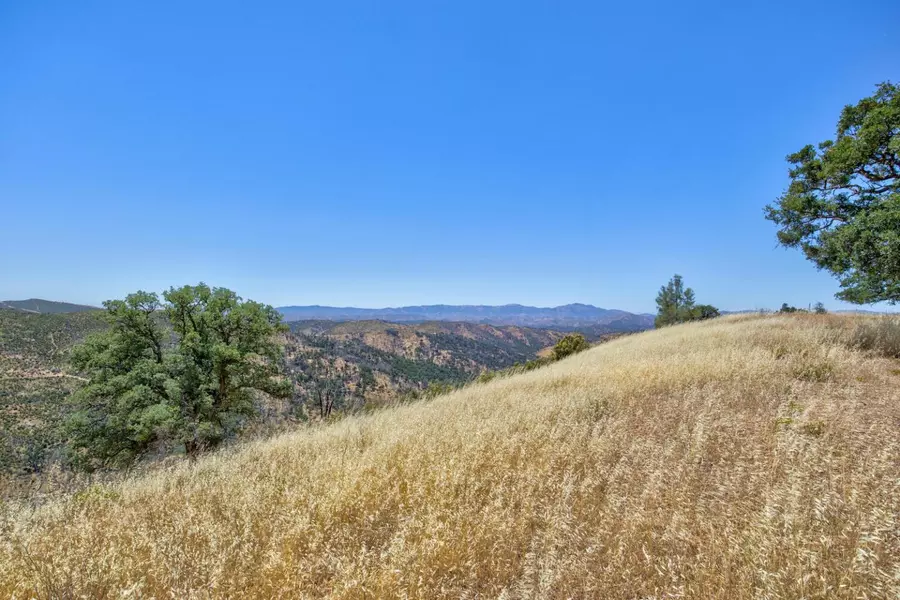 15050 Del Puerto Canyon RD, Livermore, CA 94550