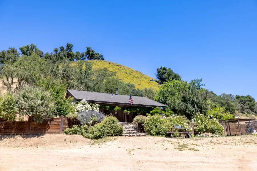 20215 Cachagua RD, Carmel Valley, CA 93924