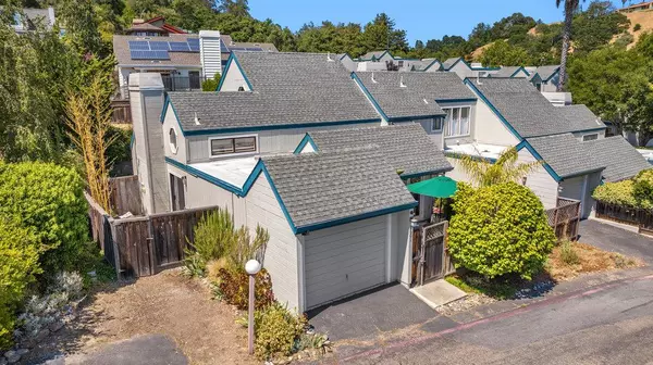 2601 Hambleton LN, Santa Cruz, CA 95065