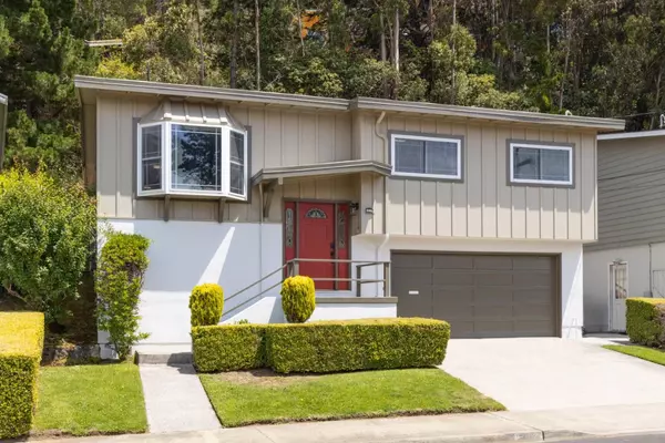 1217 Seville DR, Pacifica, CA 94044