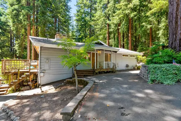 Ben Lomond, CA 95005,199 Flintlock LN