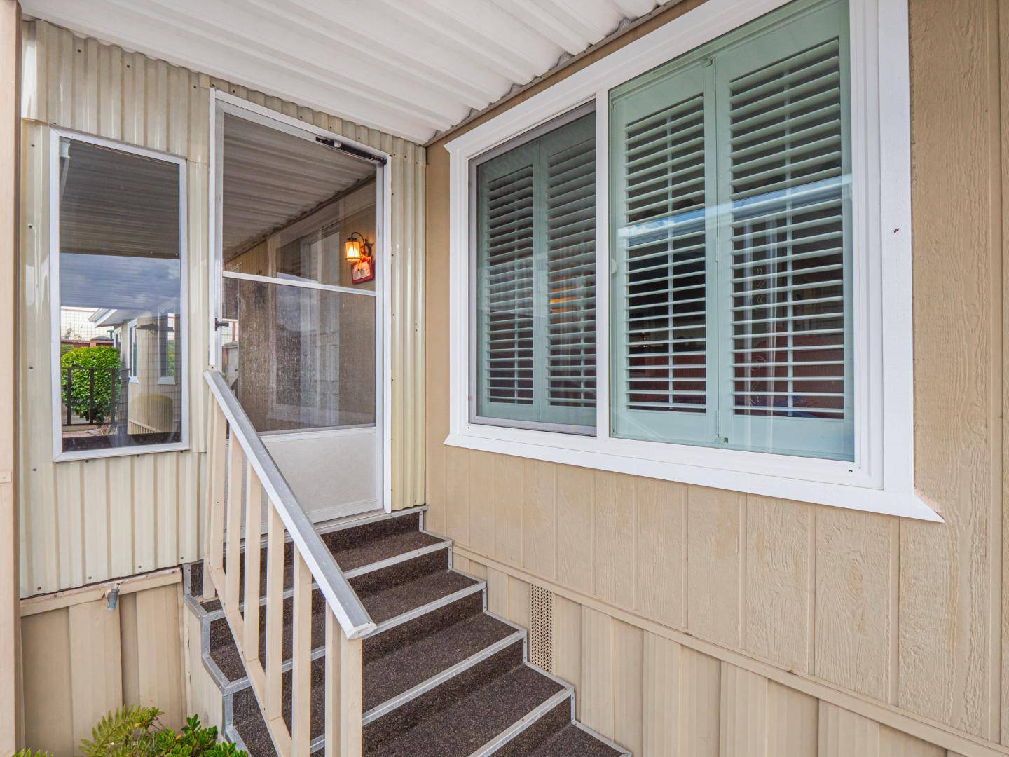 Santa Cruz, CA 95062,2655 Brommer ST 26