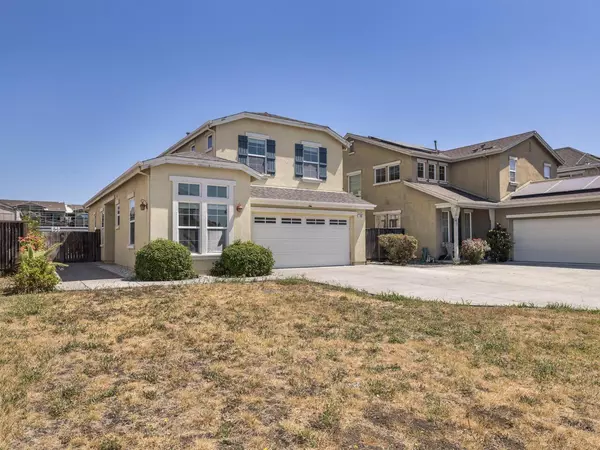 Suisun City, CA 94585,416 Amber DR