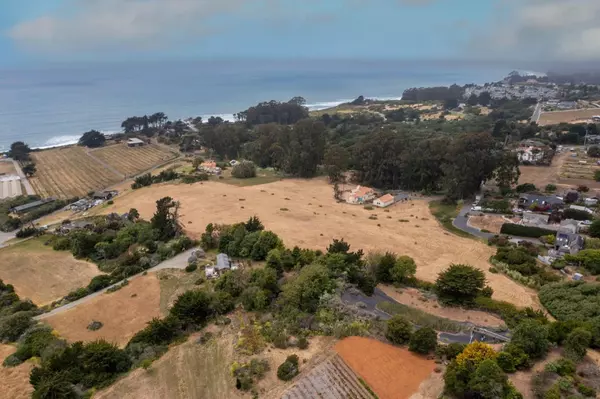 La Selva Beach, CA 95076,000 Lilly WAY