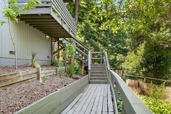 Aptos, CA 95003,2480 Redwood DR