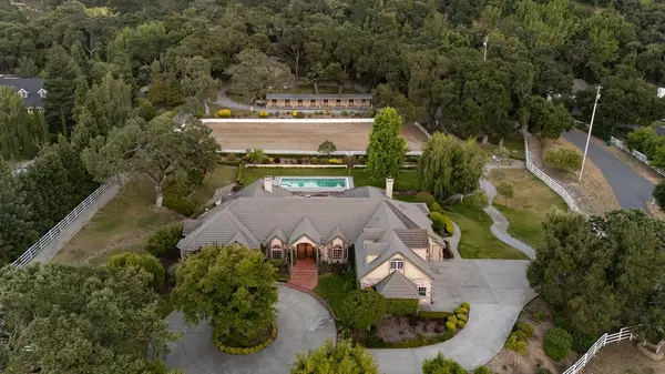 6 Sleepy Hollow DR, Carmel Valley, CA 93924