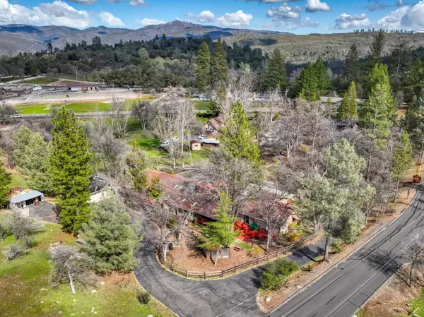 Groveland, CA 95321,21246 Jimmersall LN