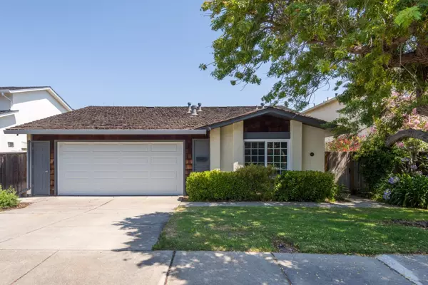 Foster City, CA 94404,563 Trinidad LN