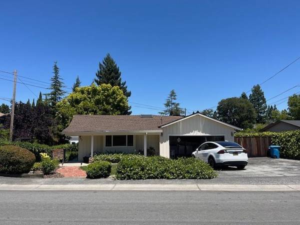 Santa Clara AVE, Redwood City, CA 94061