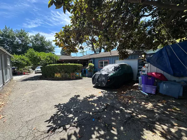 East Palo Alto, CA 94303,1909 Cooley AVE