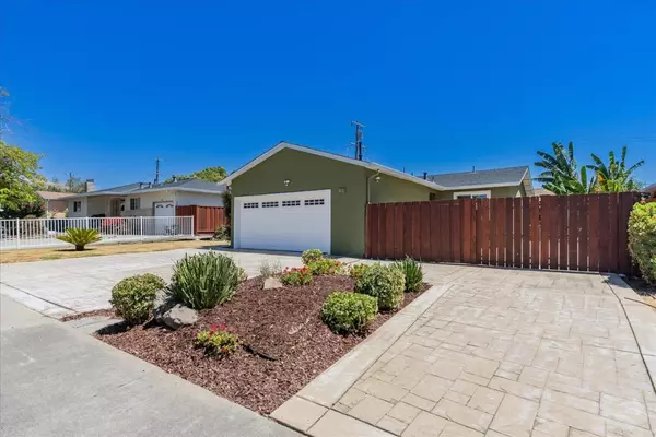 Milpitas, CA 95035,186 Autrey ST