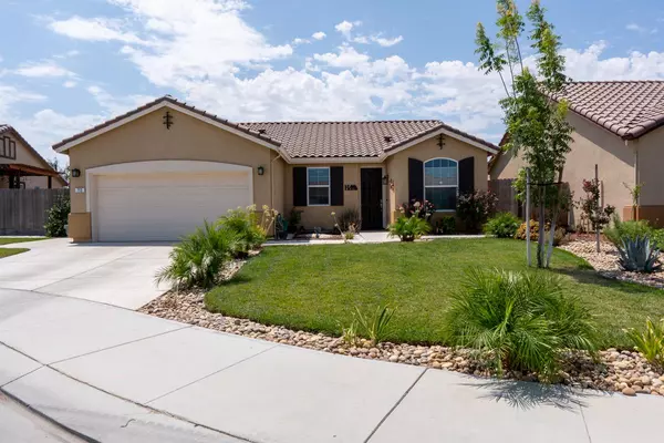 713 Grove CT, Los Banos, CA 93635