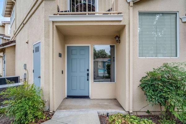 3323 City Lights PL, San Jose, CA 95136