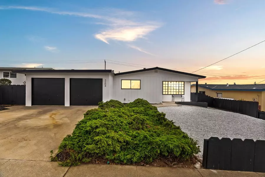 3204 Tallmon ST, Marina, CA 93933