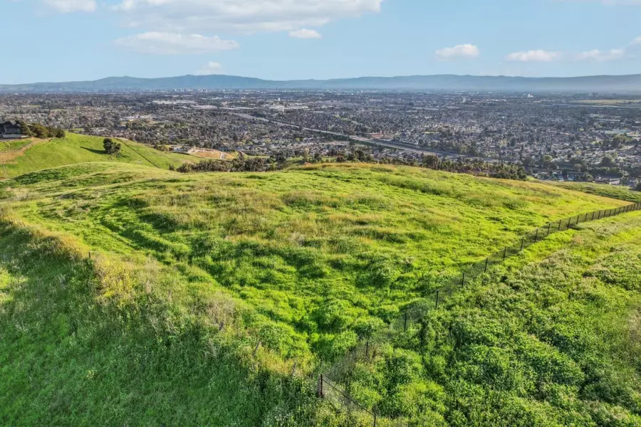 1339 Terra Vista CT, Milpitas, CA 95035