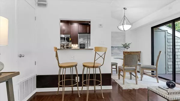 San Jose, CA 95123,5717 Makati CIR E