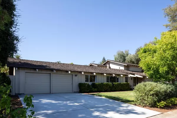 Los Altos, CA 94022,464 Santa Barbara DR