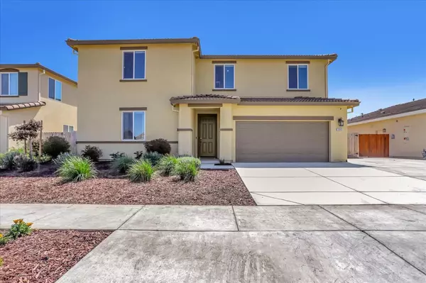 2043 Greenbriar DR, Los Banos, CA 93635