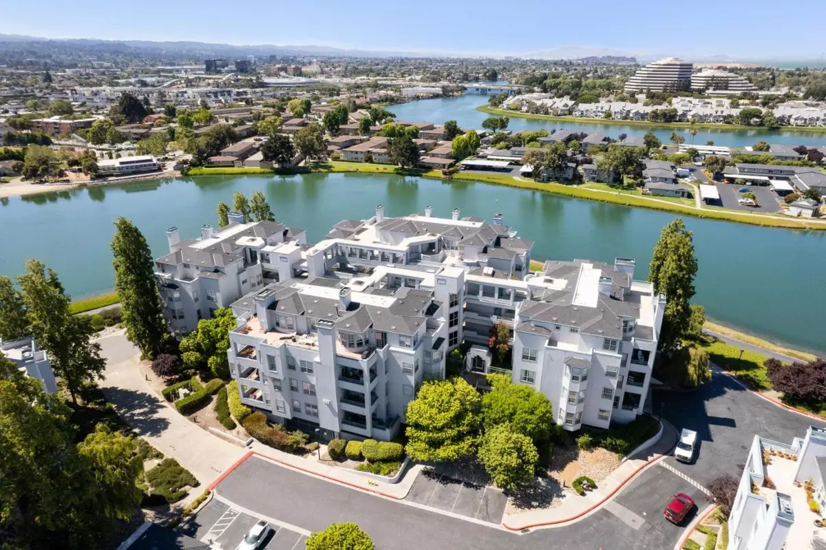 Foster City, CA 94404,720 Promontory Point LN 2305