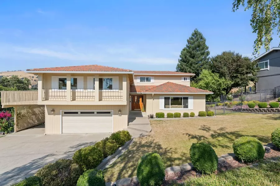 3470 Oak Hill CT, Morgan Hill, CA 95037