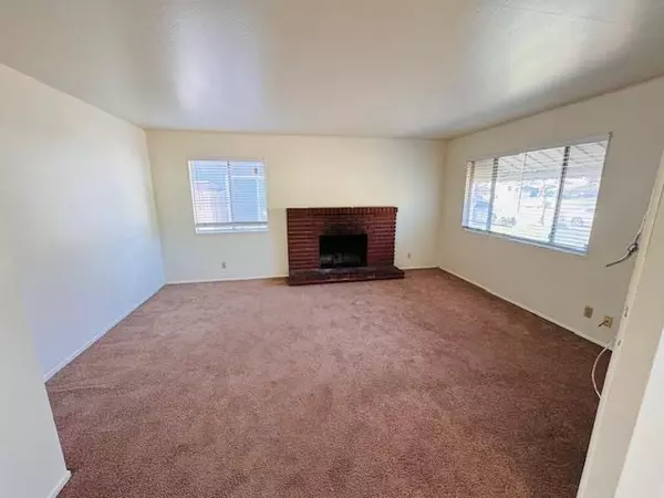 Salinas, CA 93906,1618 El Dorado DR