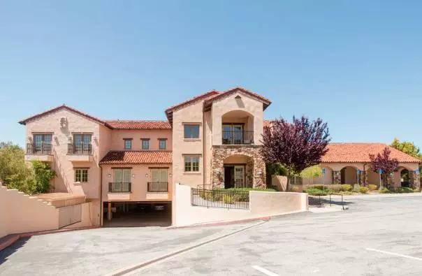 10 Harris CT 1A, Monterey, CA 93940