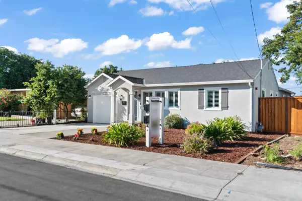 Sunnyvale, CA 94086,843 Cedar AVE