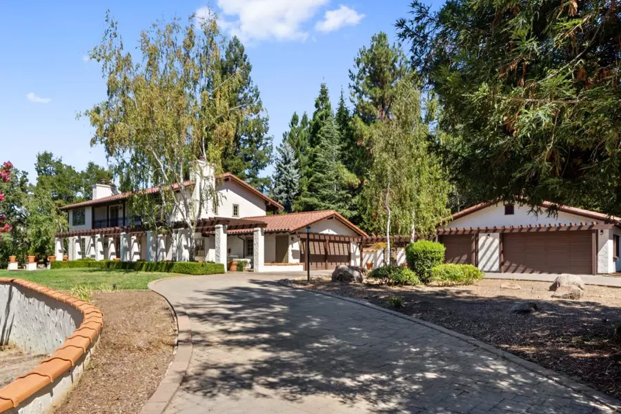 190 Portola RD, Portola Valley, CA 94028