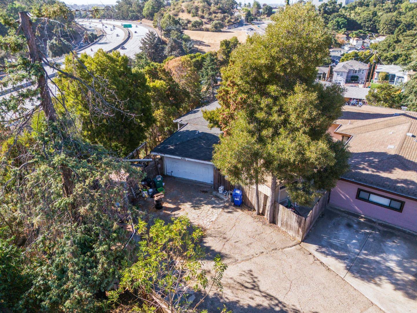 9560 Alcala AVE, Oakland, CA 94605