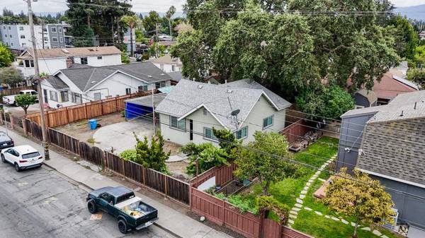 2680 Westmoreland AVE, Redwood City, CA 94063