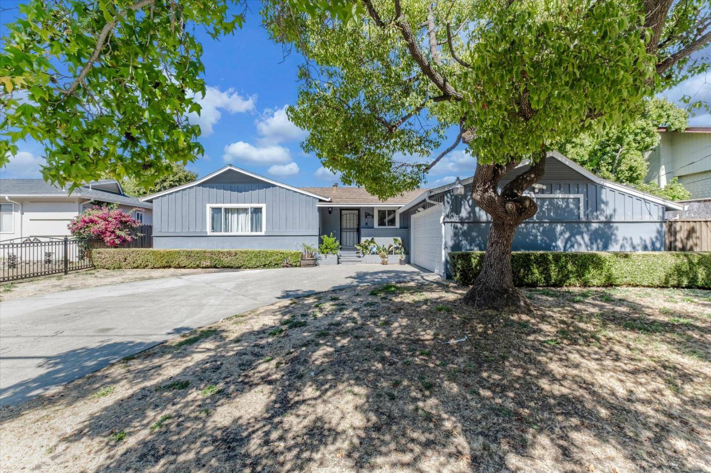 1037 Gomer ST, Hayward, CA 94544