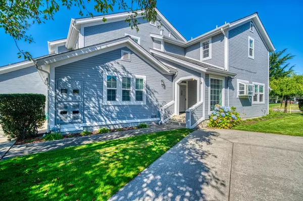 Half Moon Bay, CA 94019,12 Bayhill PL