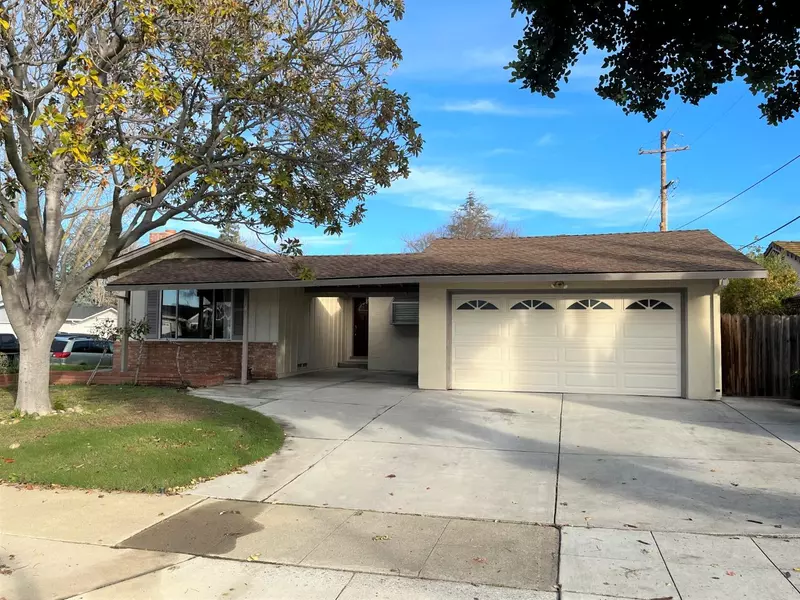 842 Oracle Oak PL, Sunnyvale, CA 94086