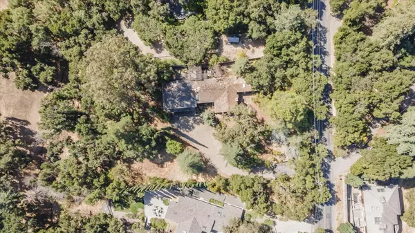 Los Altos Hills, CA 94024,11090 Mora DR