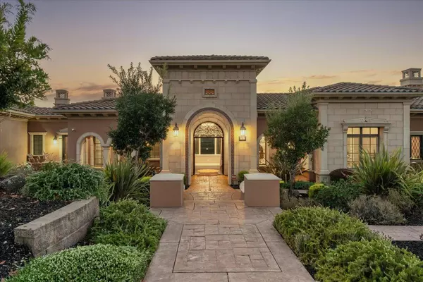 Los Gatos, CA 95032,15315 Santella CT