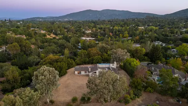 Saratoga, CA 95070,14469 Omega LN