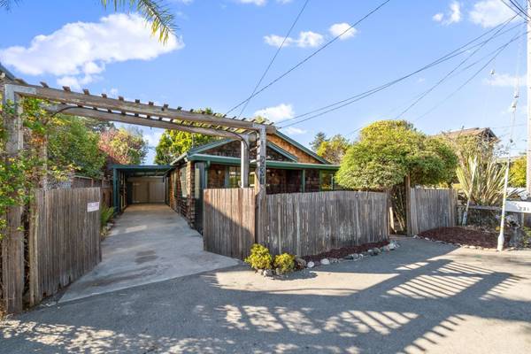 231 19th AVE, Santa Cruz, CA 95062