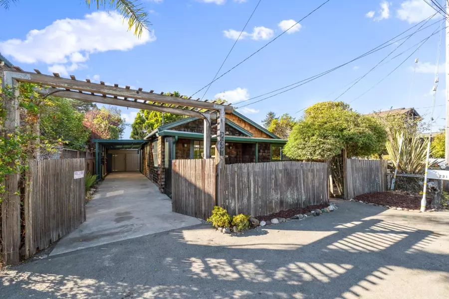 231 19th AVE, Santa Cruz, CA 95062